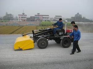 Tractor de limpieza de pavimento